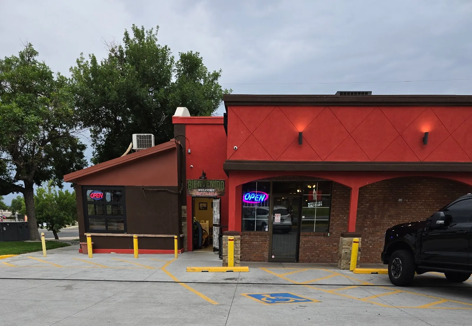 La Botana Mexican Restaurant storefront in Thornton, Colorado